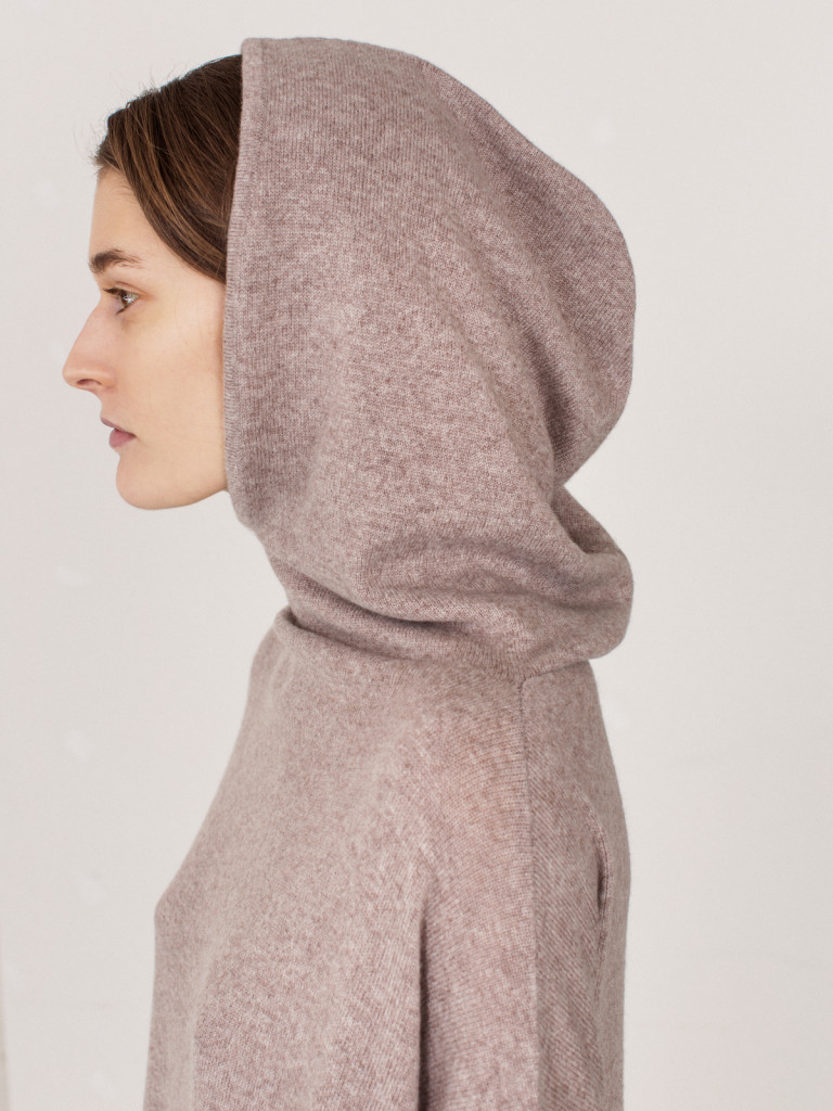 Arela | Finnish fashion brand | Cashmere knits & cotton jersey