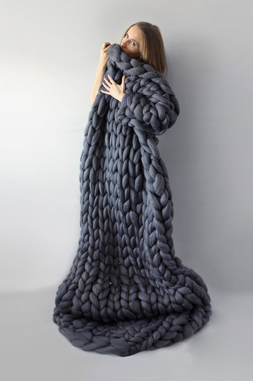 Super Chunky Blankets by Anna Mo - Sarah Le Donne Blog  Super chunky knit,  Super chunky knit blanket, Chunky knit blanket