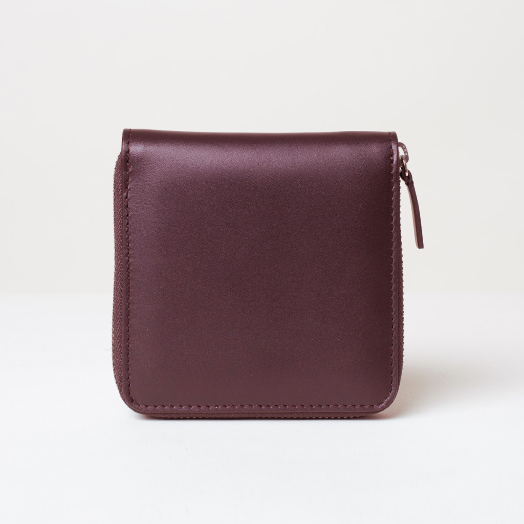 Square Zip Wallet in burgundy leather by Everlane | Designer's Gift Guide for Women