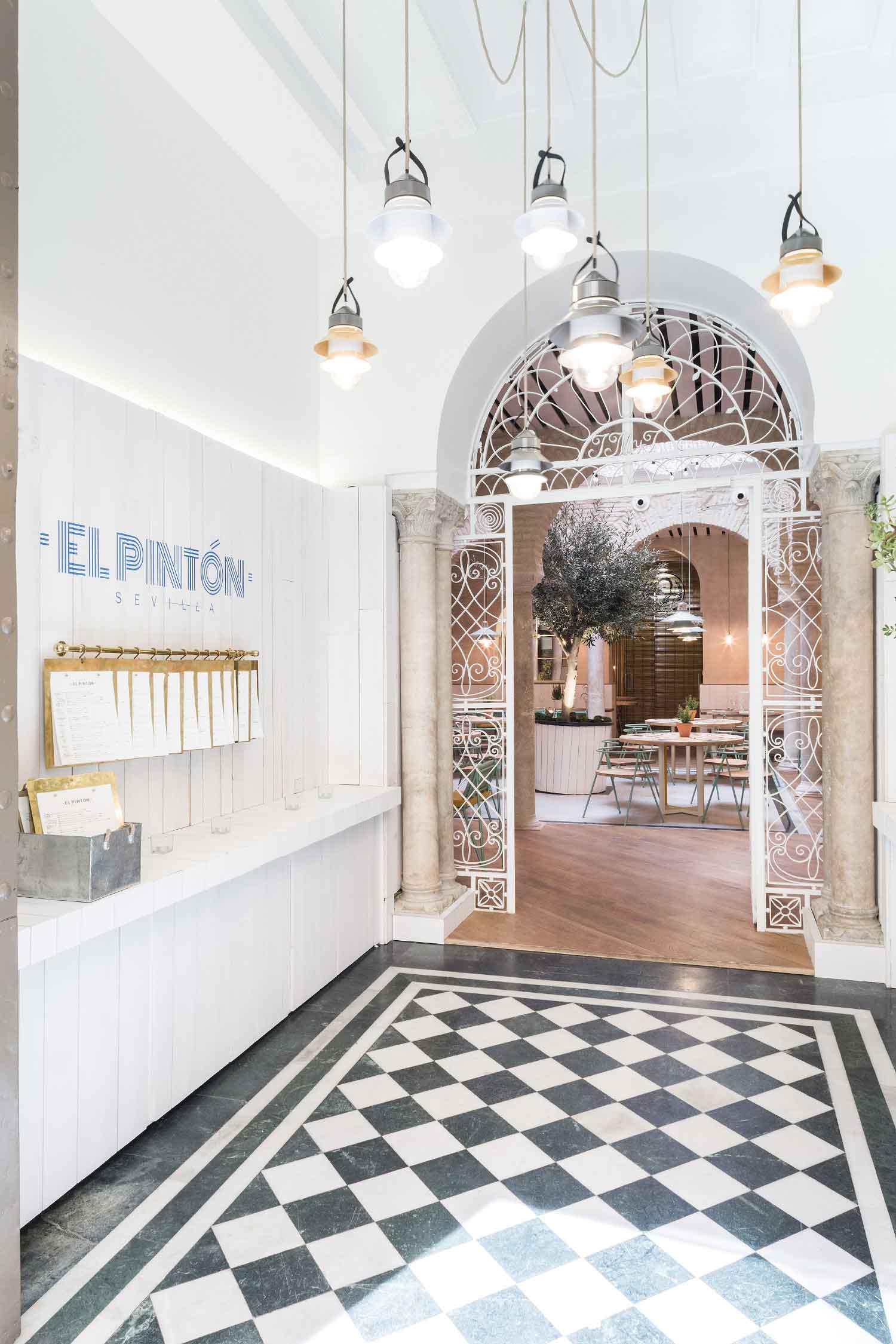 El Pintón Restaurant in Seville, Spain | Restaurant Interior Design by Lucas y Hernández-Gil Arquitectos