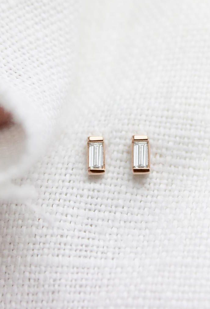 Vrai & Oro | Fine Jewelry Essentials without the Markups | Baguette Diamond Earrings