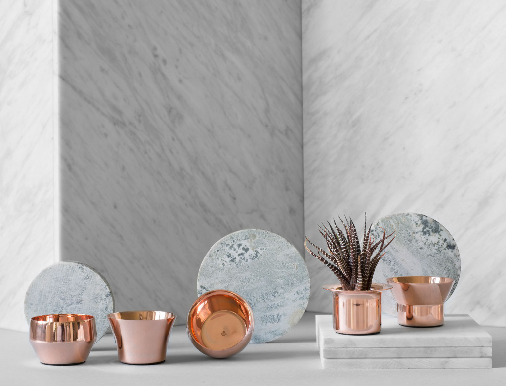 Copper mini planters / candle lights made of polished brass by Skultuna