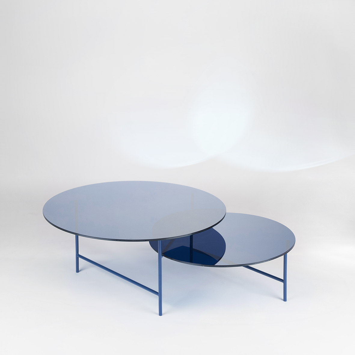 Zorro glas side table in blue