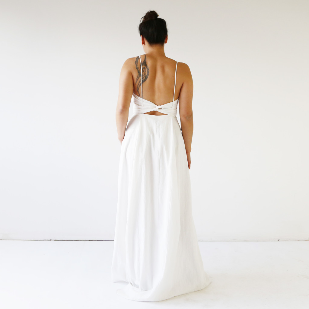 Minimalistic wedding dress by HDH