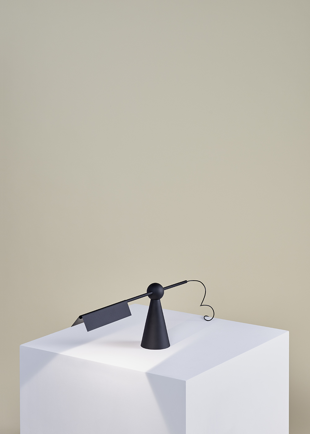 Earnest Studio | Mill table lamp