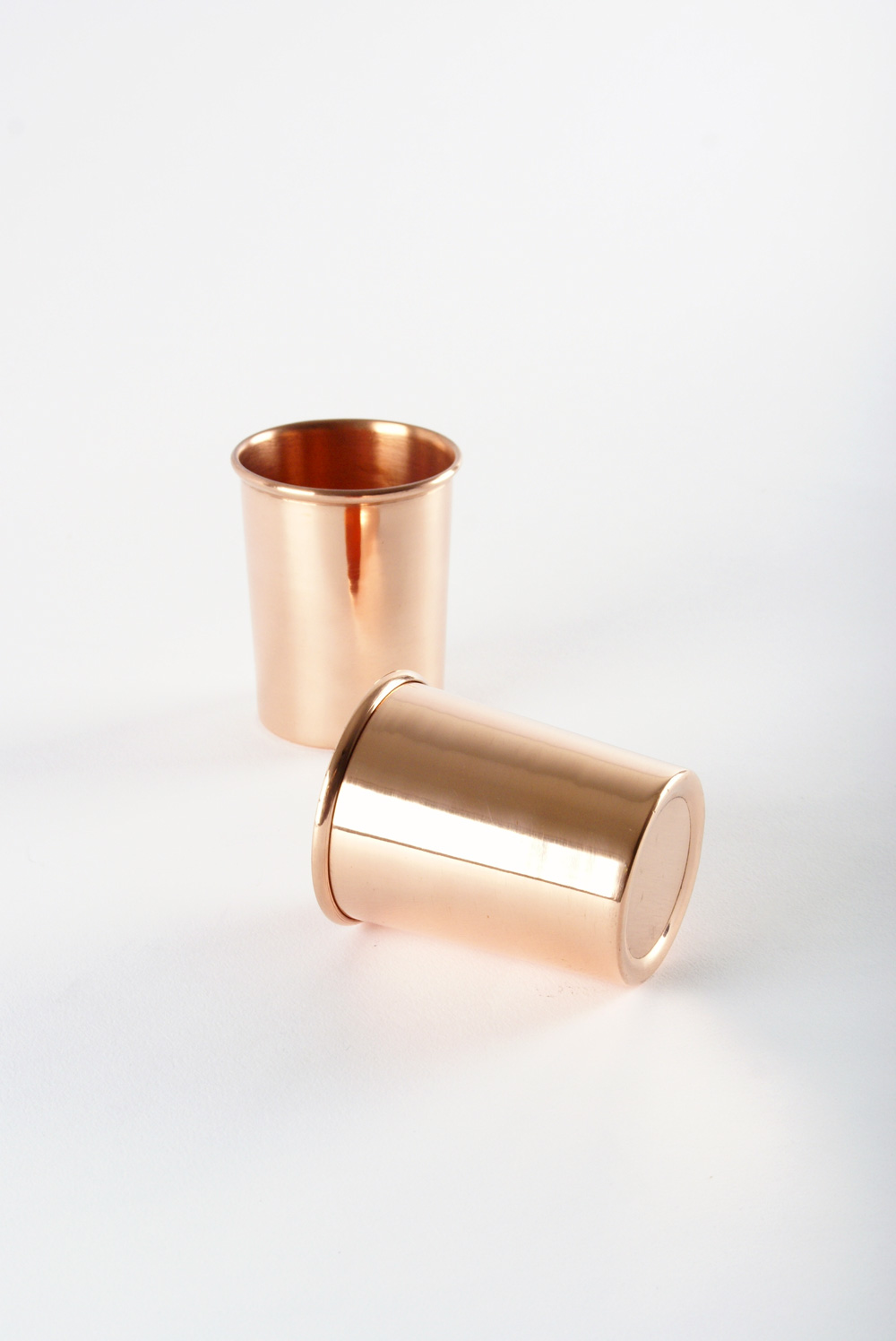 Yield | copper cups vor cocktails